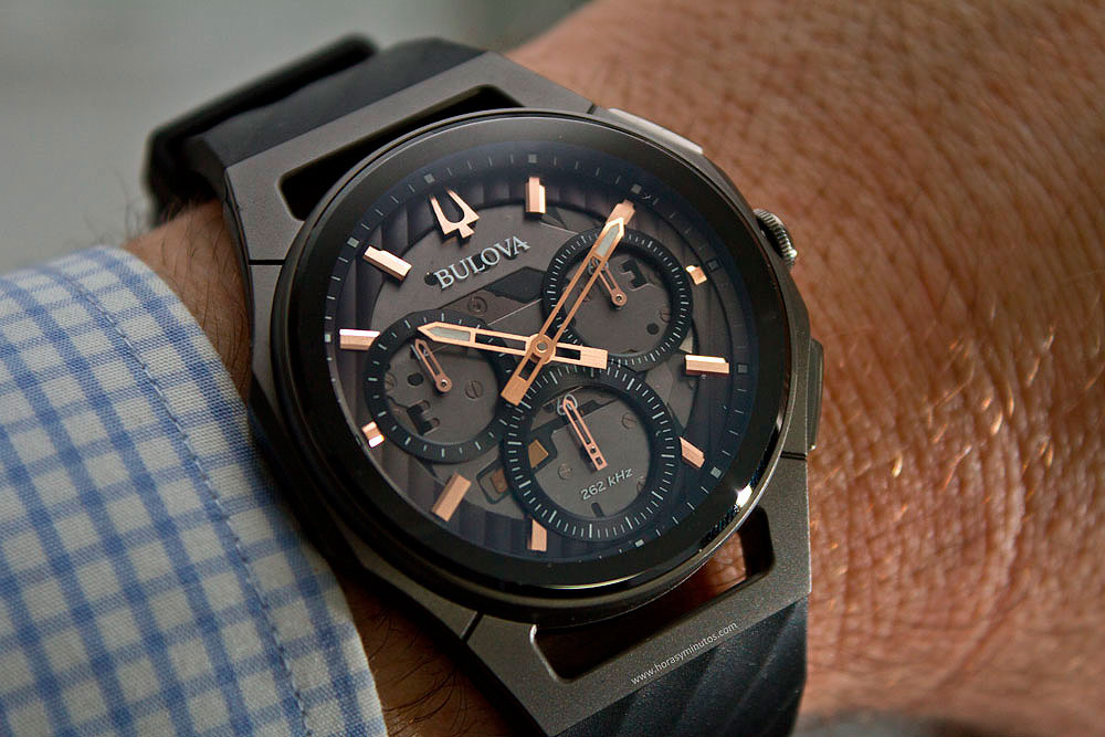 Bulova Curv