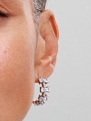 Pendiente Pandora Timeless de lazo en plata 293545C01