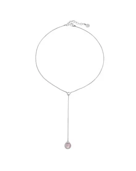 Lange ketting met centrale parel, volledig vooraanzicht op een zuiver witte achtergrond.