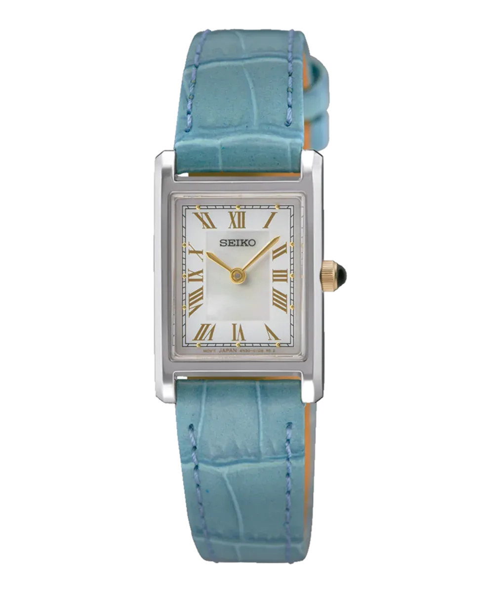 Vollständige Vorderansicht der rechteckigen Uhr mit blauem Armband auf weißem Hintergrund.