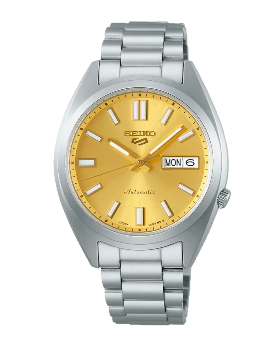 Vista frontal del reloj con esfera champán y brazalete de acero inoxidable, fondo blanco.