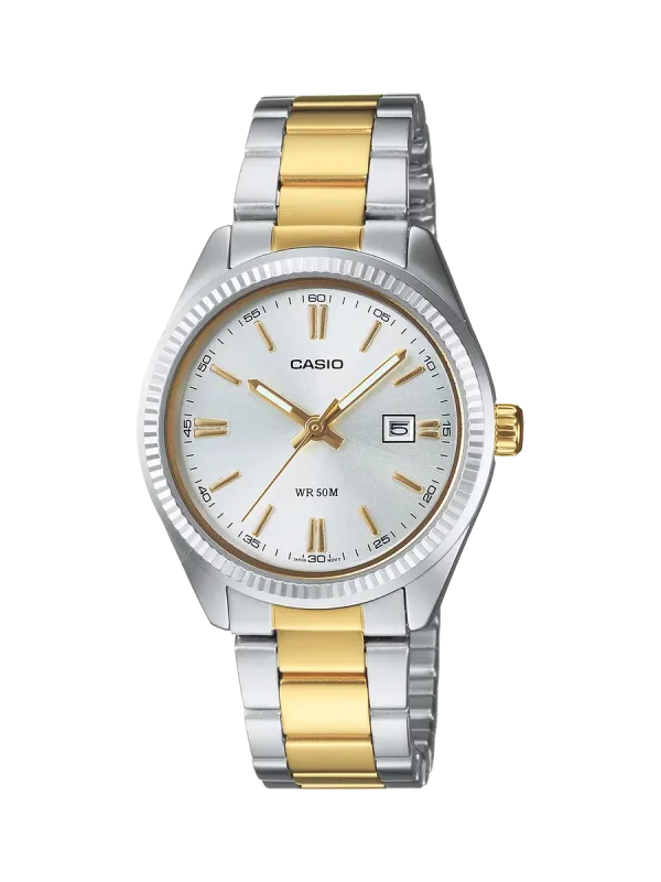 Vista frontal completa del reloj con brazalete bicolor plata y oro sobre fondo blanco.