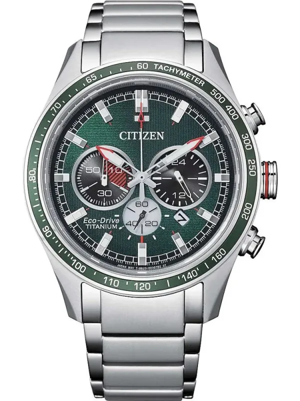 Vue de face complète de la montre avec cadran vert et bracelet argenté sur fond blanc