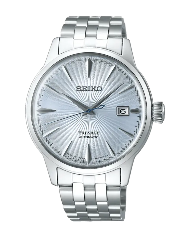 Vista frontal completa del reloj sobre fondo blanco, destacando la esfera y el brazalete de acero.