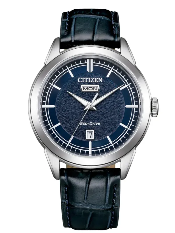 Vista frontal completa del reloj con esfera azul y correa de piel, fondo blanco.