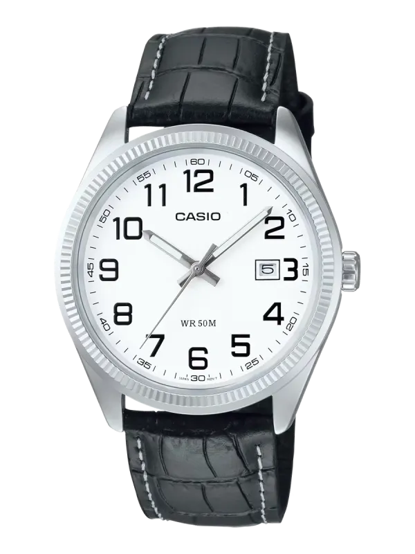 Vista frontal completa del reloj sobre fondo blanco, con esfera blanca y correa de piel negra.