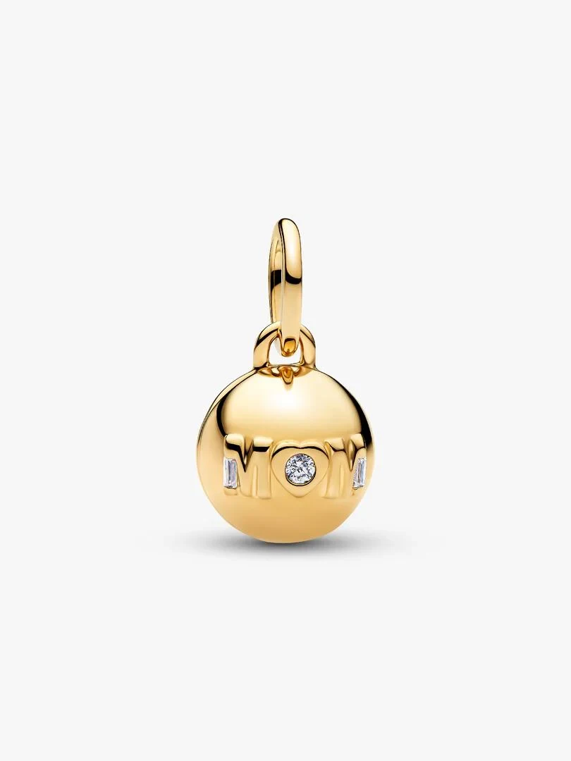 Charm sphérique doré avec l'inscription 'MOM' et une zirconie centrale, vue de face sur fond blanc.