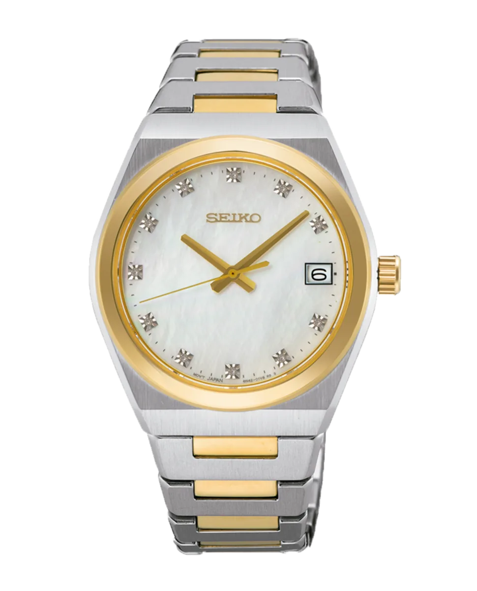 Vista frontal de reloj bicolor sobre fondo blanco, con esfera blanca y brazalete de acero integrado.