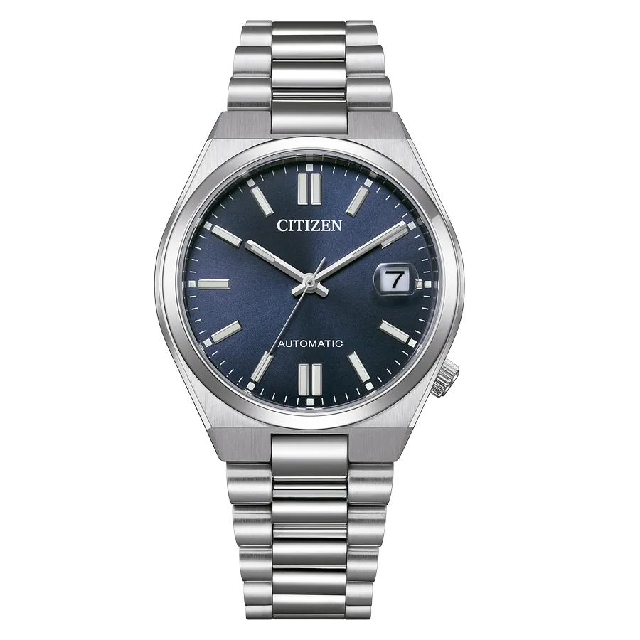 Vista frontal completa del reloj con esfera azul y brazalete de acero, centrado sobre fondo blanco.
