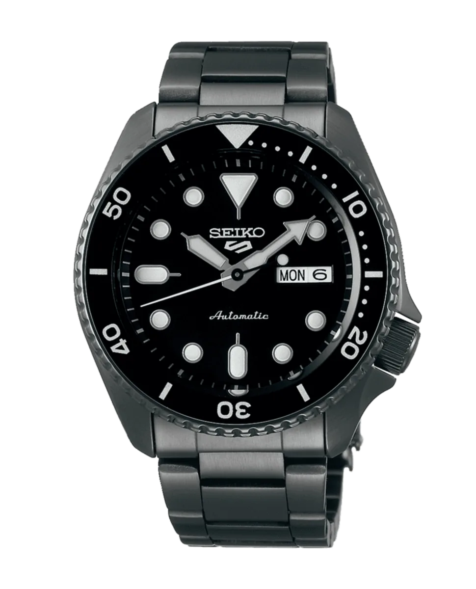 Vista frontal completa del reloj negro sobre fondo blanco, encuadre centrado.
