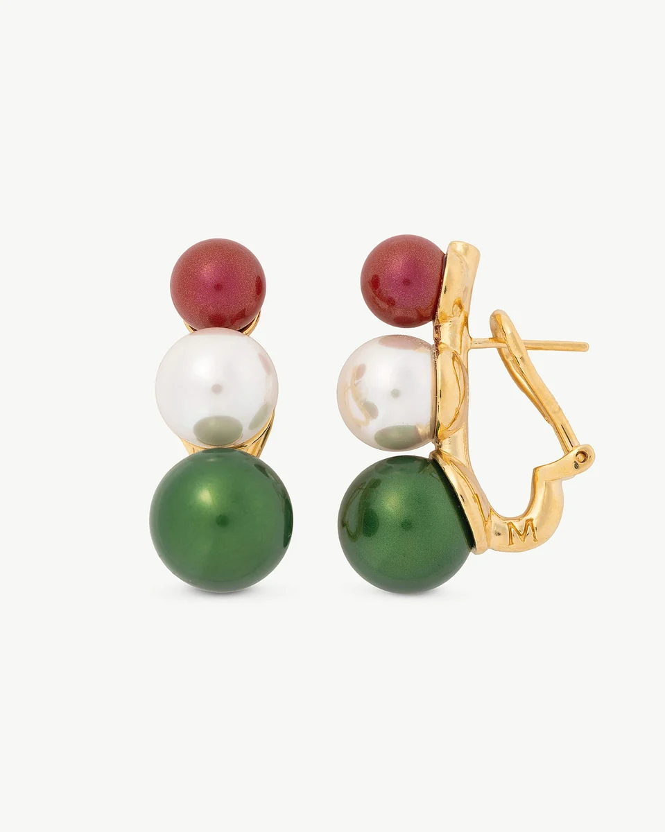 Front and side view of the tricolor pearl earrings on a white background.