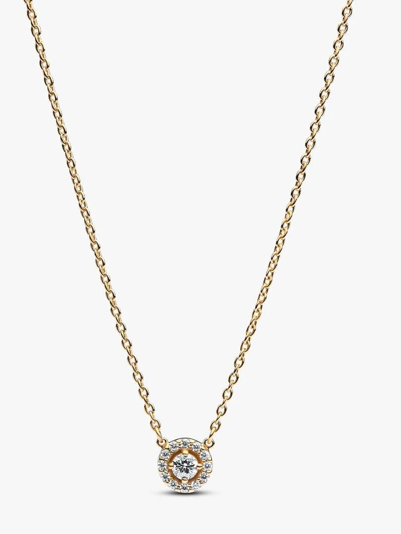 Collier avec pendentif rond en zircons sur fond blanc, vue frontale centrée.