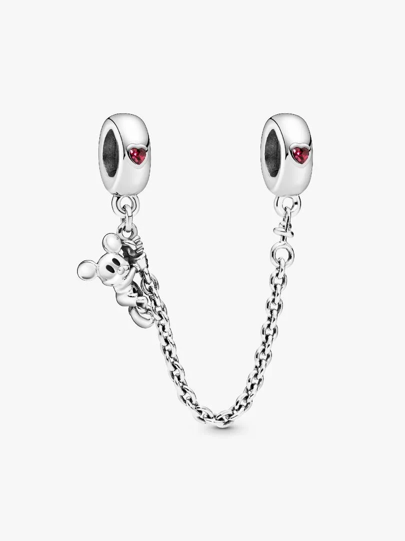 Vista frontal de la cadena de seguridad con dije de Mickey, sobre fondo blanco.